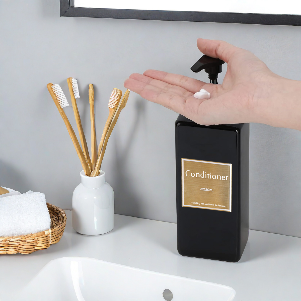 Shower Soap Dispenser Set Refi - Kitchen Appliances Set 리뷰 및 가격